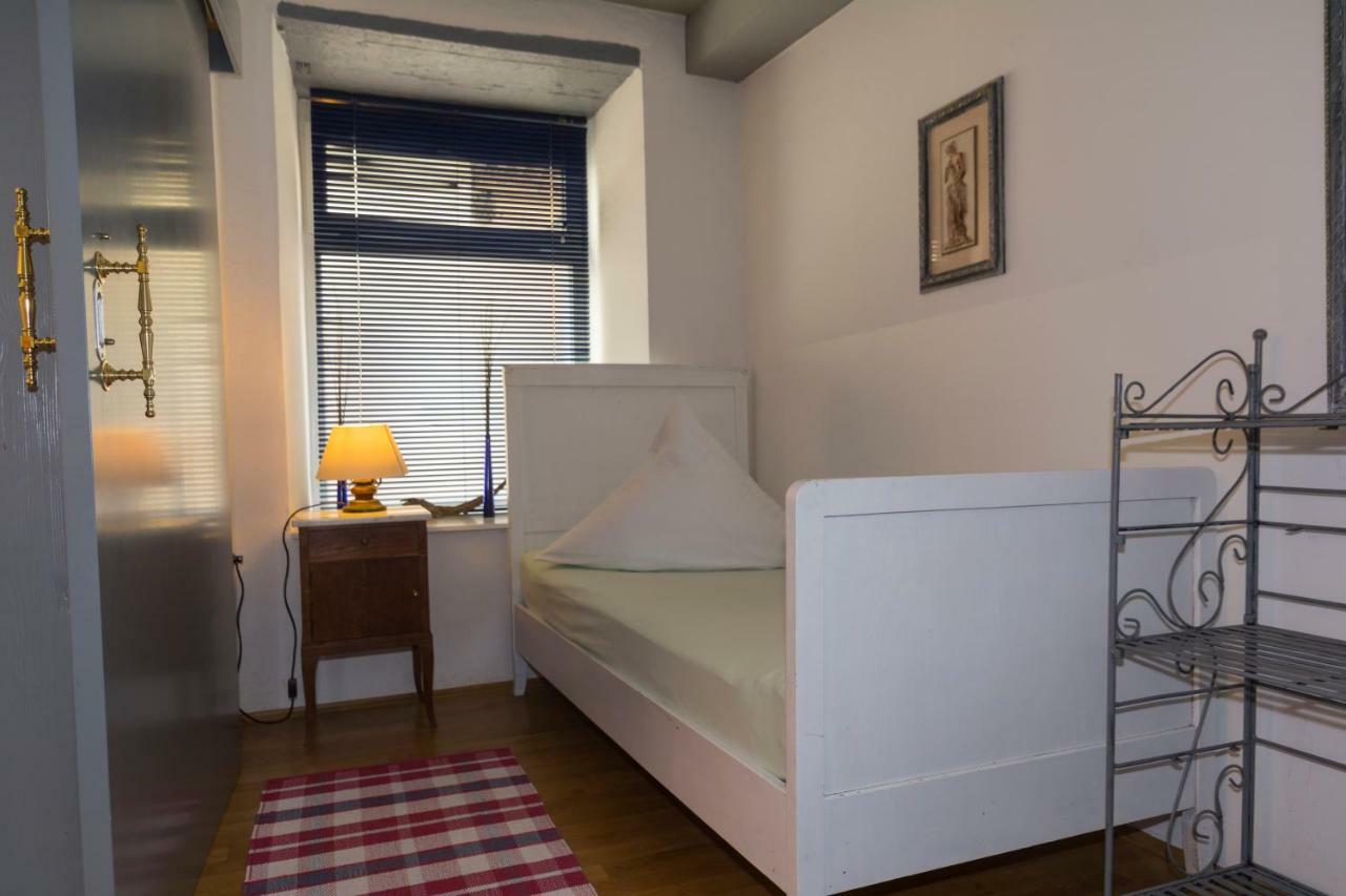 Haus Zum Einhoernle Konstanz Bagian luar foto